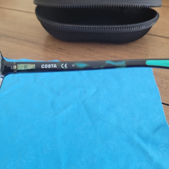 Costa Del Mar Kare Kar 116 Polarized Sunglasses Tortoise Frame with Case - Picture 7 of 7
